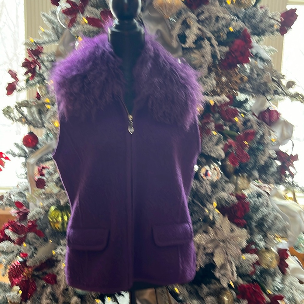 Boiled wool vest with detachable Mongolian sheep collar. Zippered & 2 pockets